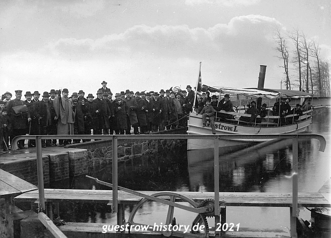 1897 - Bützow-Güstrow-Kanal - erste Fahrt der Güstrow I