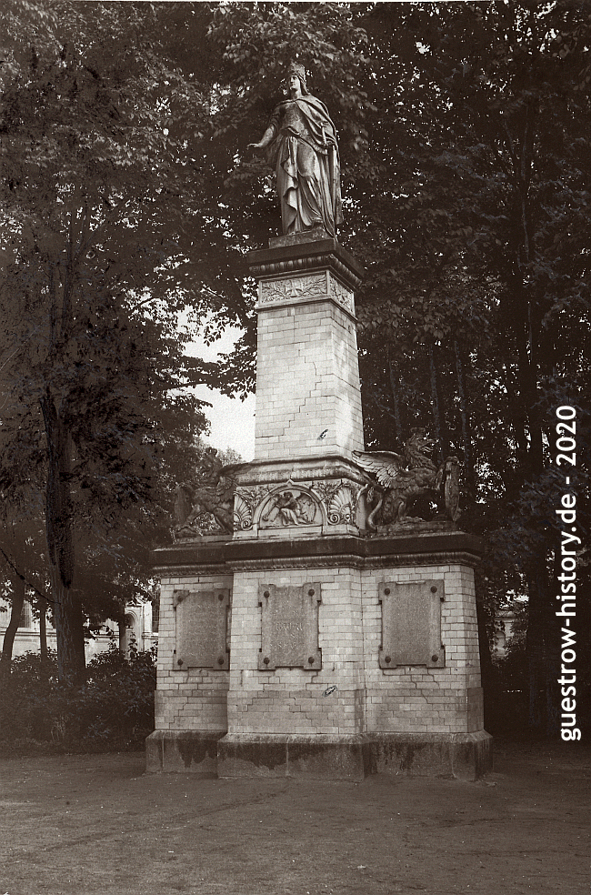 1906 - Güstrow - Denkmal für die Gefallenen des deutsch-französischen Krieges 1870/71
