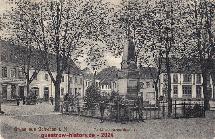 1913 - Schwaan - Markt mit Kriegerdenkmal
