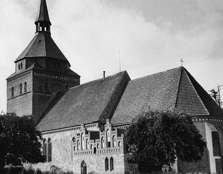 1940 luessow dorfkirche