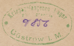 1918 KGF 9856 vor d baracke RS